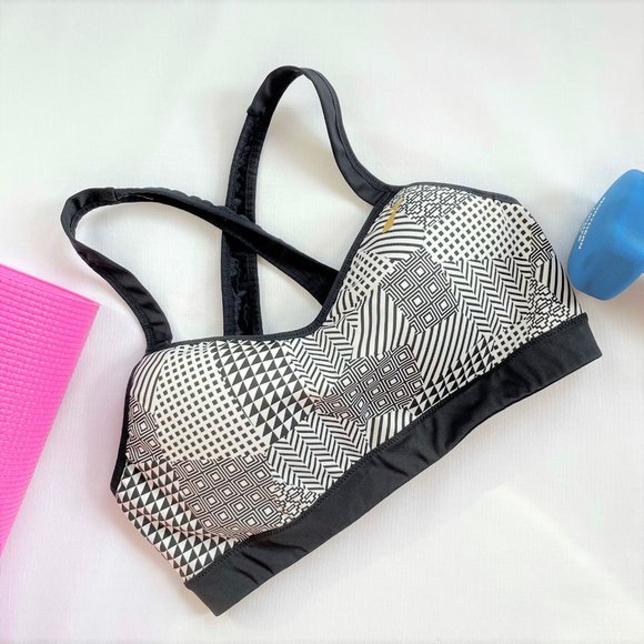 Brooks Other - Brooks Black and White Graphic Sport Bra